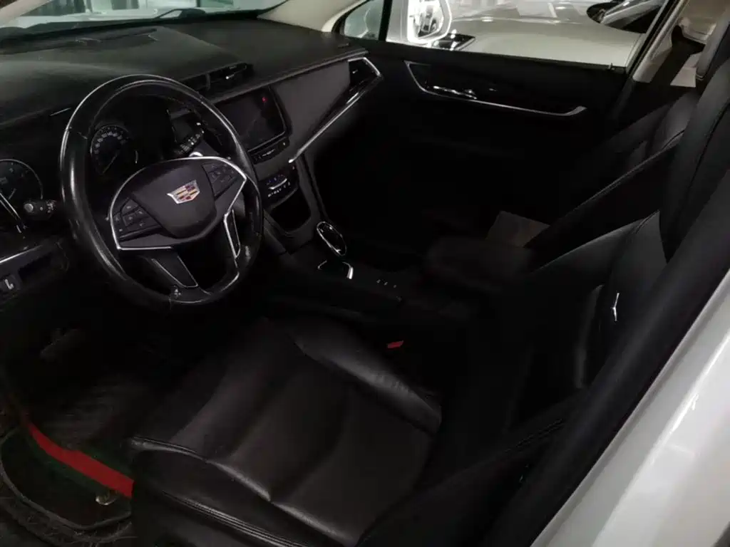 Cadillac XT5 — миниатюра 15