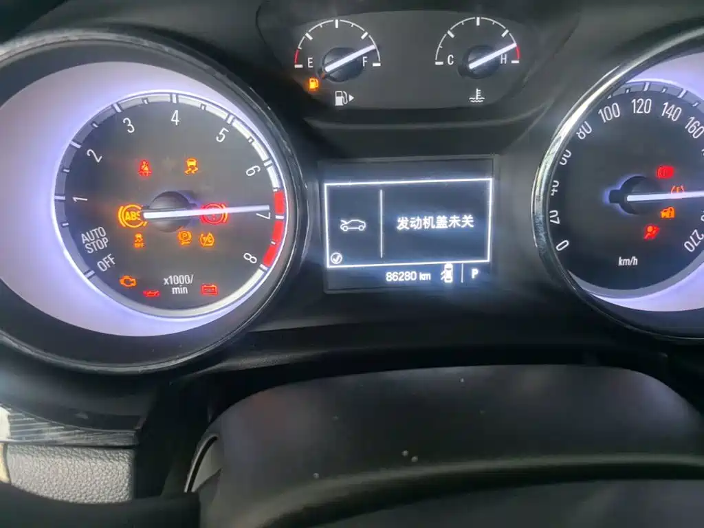 Buick Verano — миниатюра 12