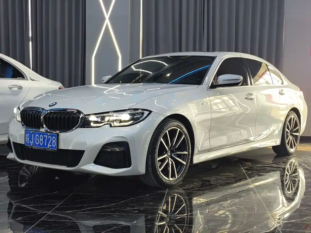 BMW 3 Series 2021