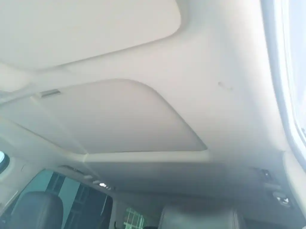 Buick Enclave — миниатюра 18
