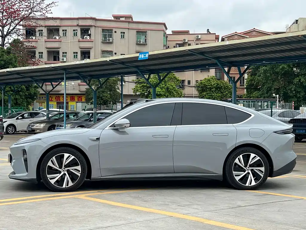 NIO ET5 — миниатюра 3