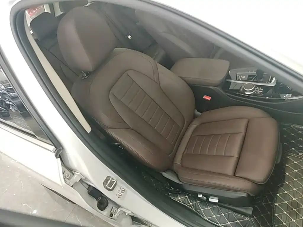 BMW X3 — миниатюра 25