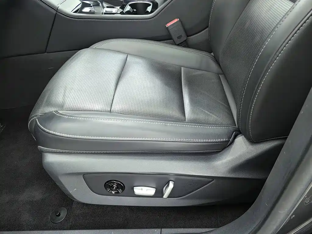 Li Auto Li ONE — миниатюра 20