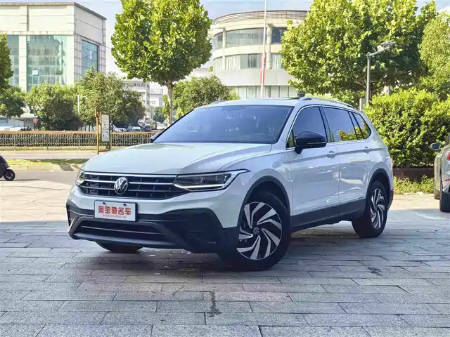 2025 Volkswagen Tiguan