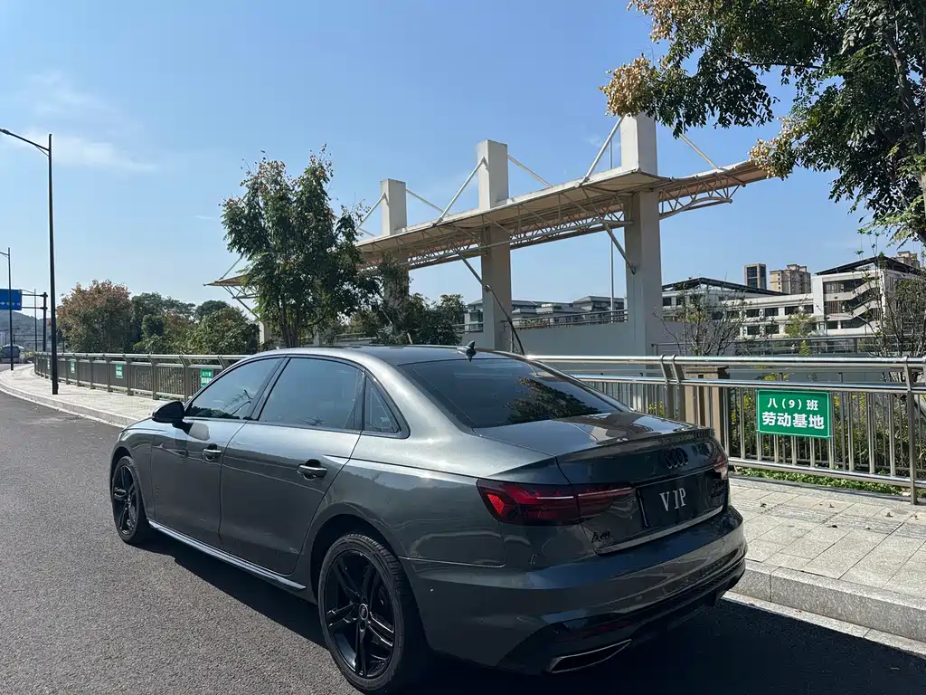 Audi A4L — миниатюра 4