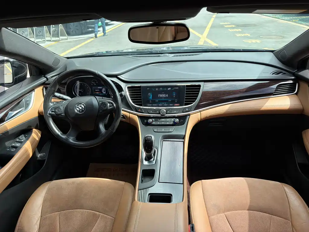 Buick LaCrosse — миниатюра 6