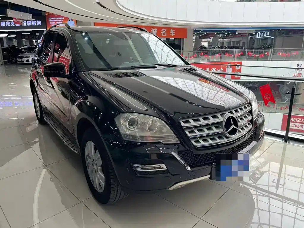 Mercedes-Benz M 2010 ML 300 4MATIC