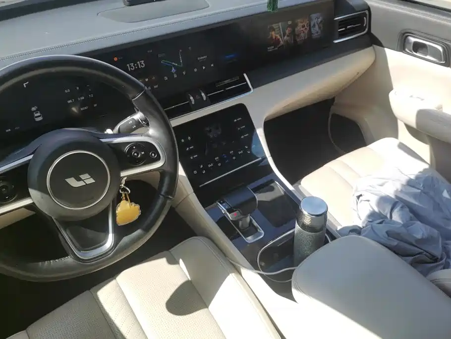 Li Auto Li ONE — миниатюра 13