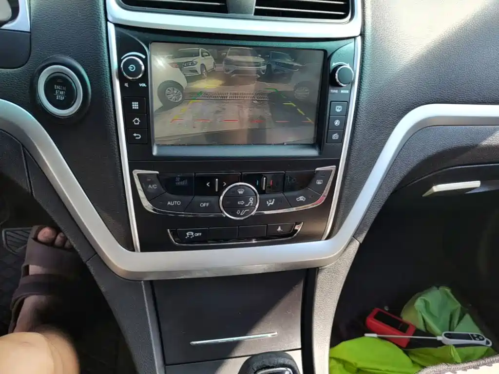 Geely Emgrand — миниатюра 13
