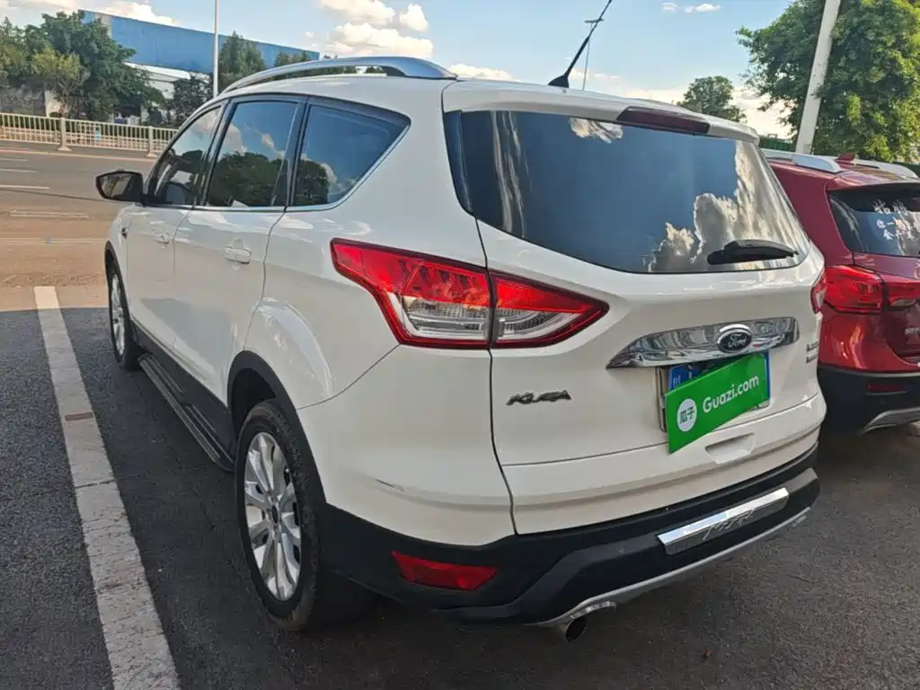 Ford Kuga — миниатюра 5