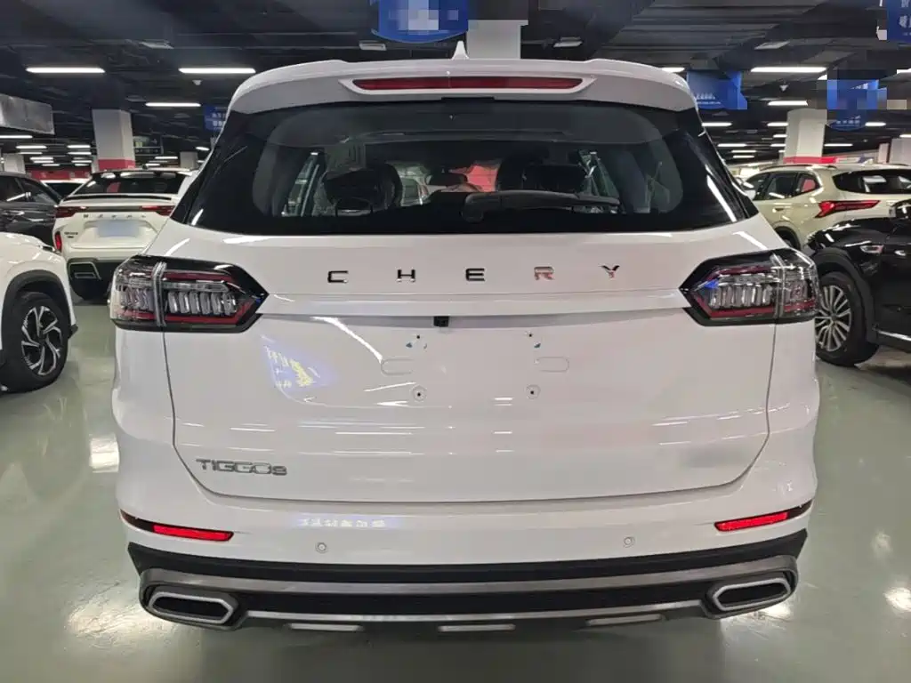 Chery Tiggo 8 8 2025 230TCI AT Luxury 7 мест
