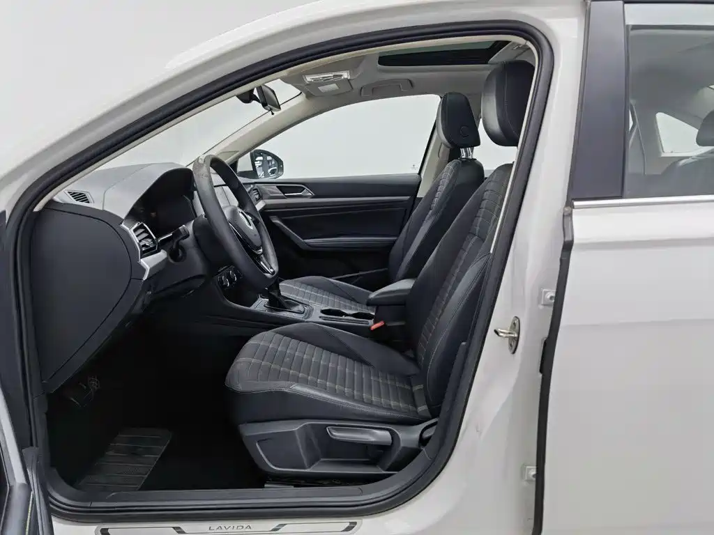 Volkswagen Lavida — миниатюра 10