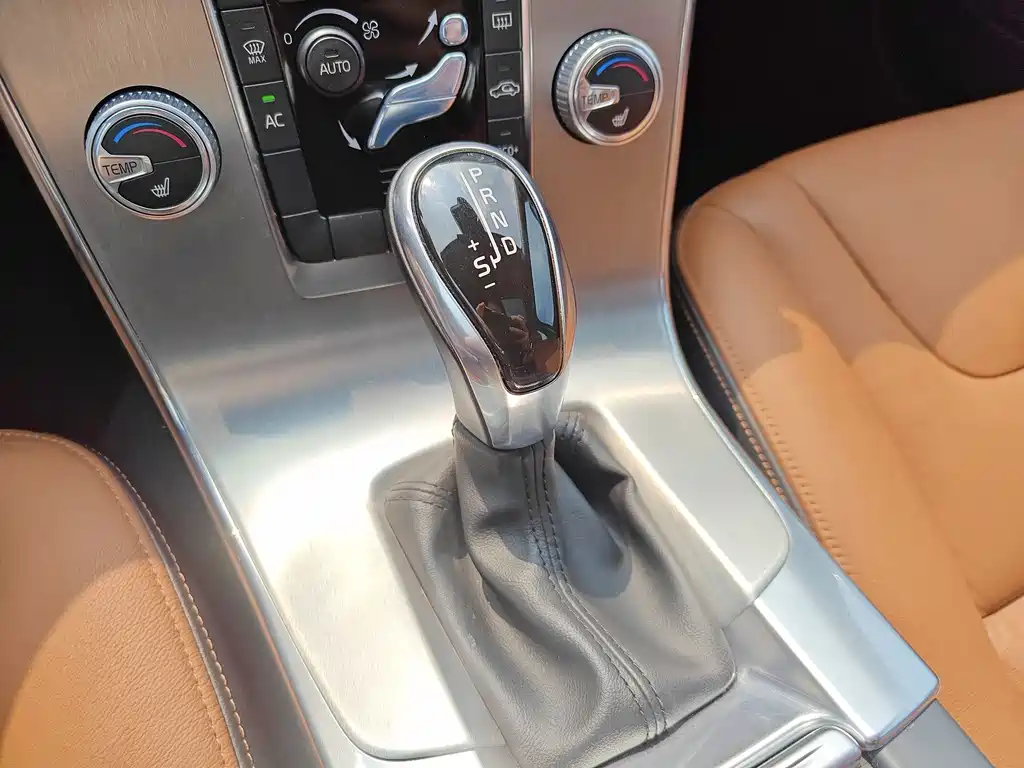 Volvo S60 — миниатюра 19