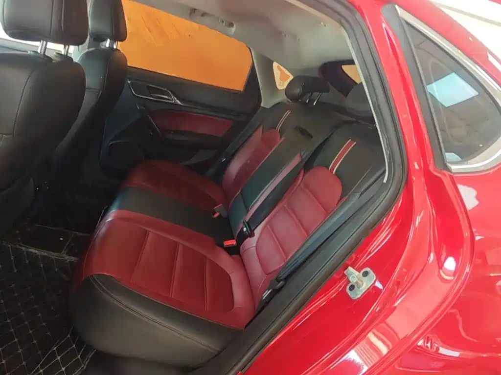 MG MG6 — миниатюра 17