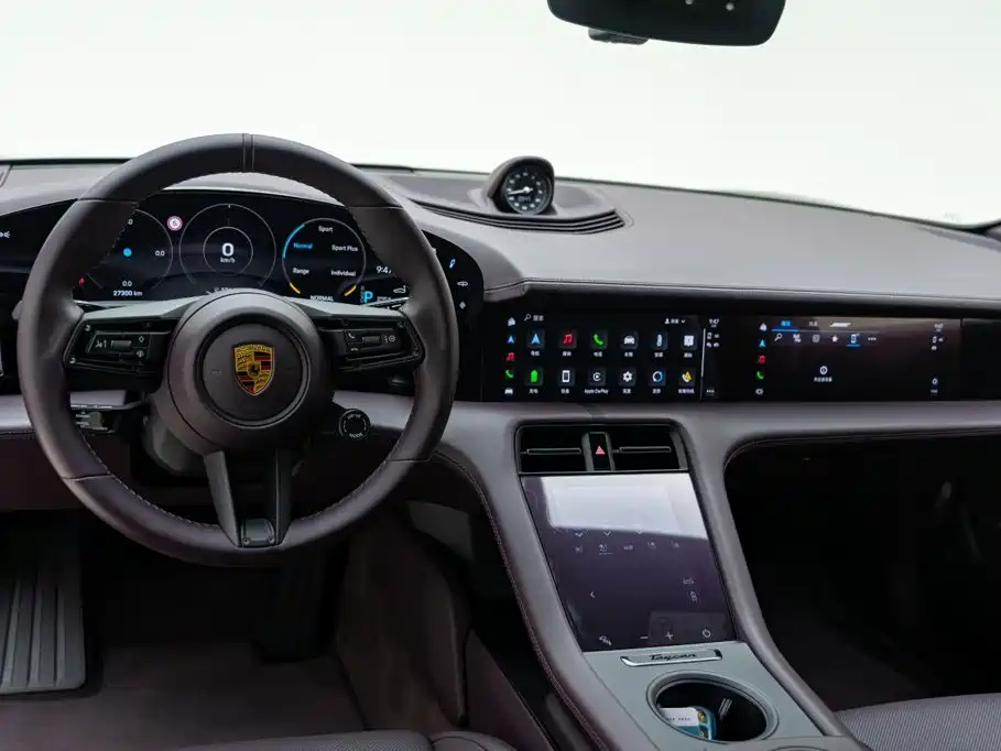 Porsche Taycan — миниатюра 13