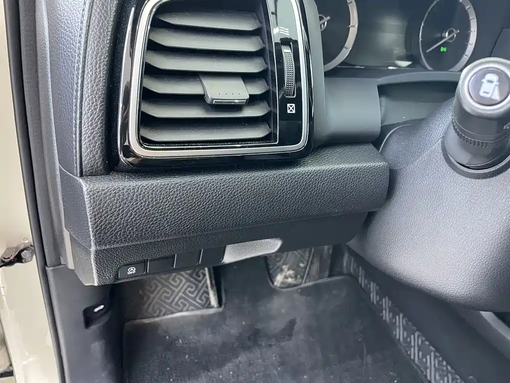 Honda UR-V 2020 370TURBO
