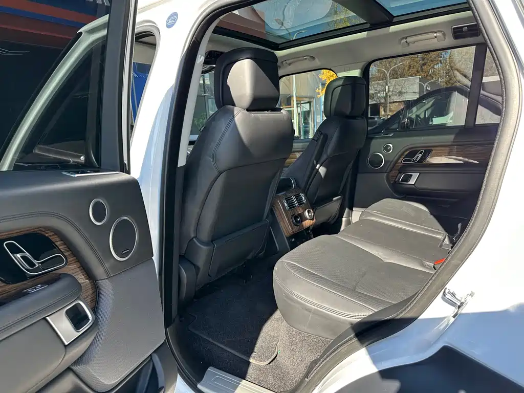 Land Rover Range Rover 3.0 SCV6 Heritage Edition, фото 10