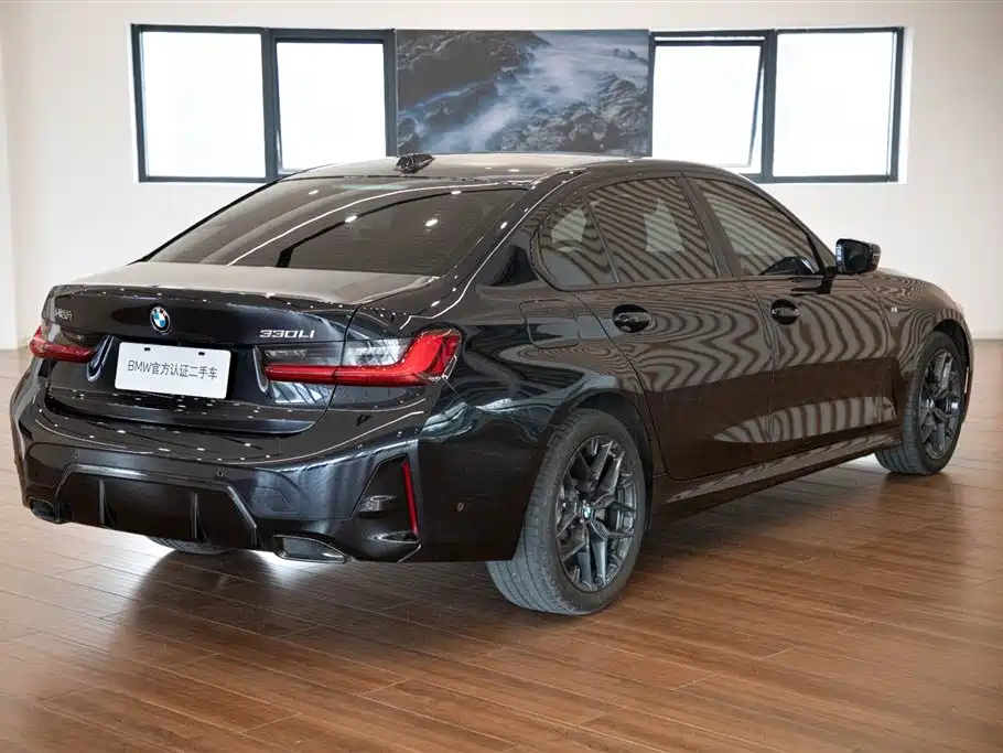 BMW 3 Series — миниатюра 5