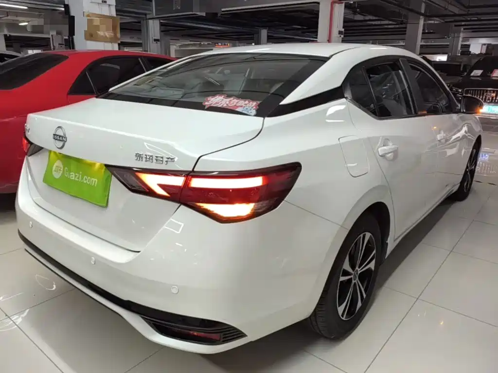 Nissan Sylphy — миниатюра 7
