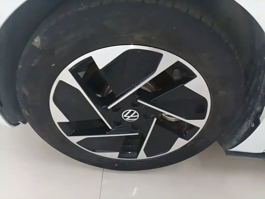 Volkswagen ID.3 — миниатюра 23