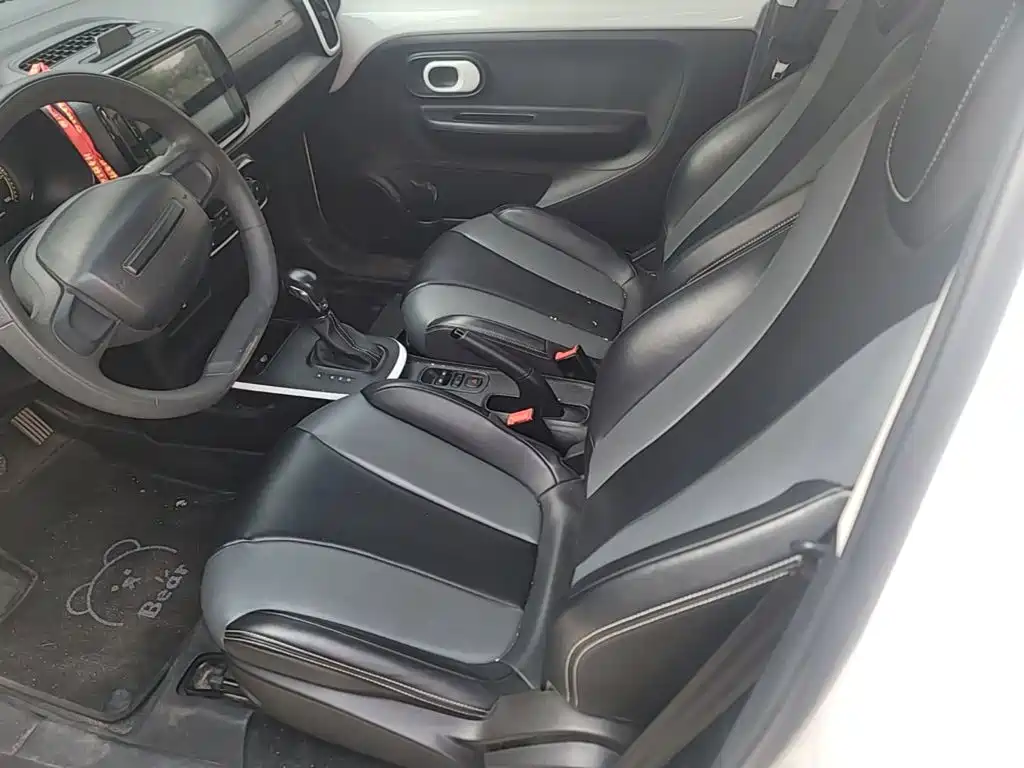 Roewe Clever — миниатюра 15