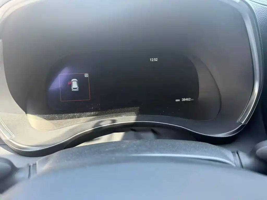 Toyota Crown Kluger — миниатюра 9