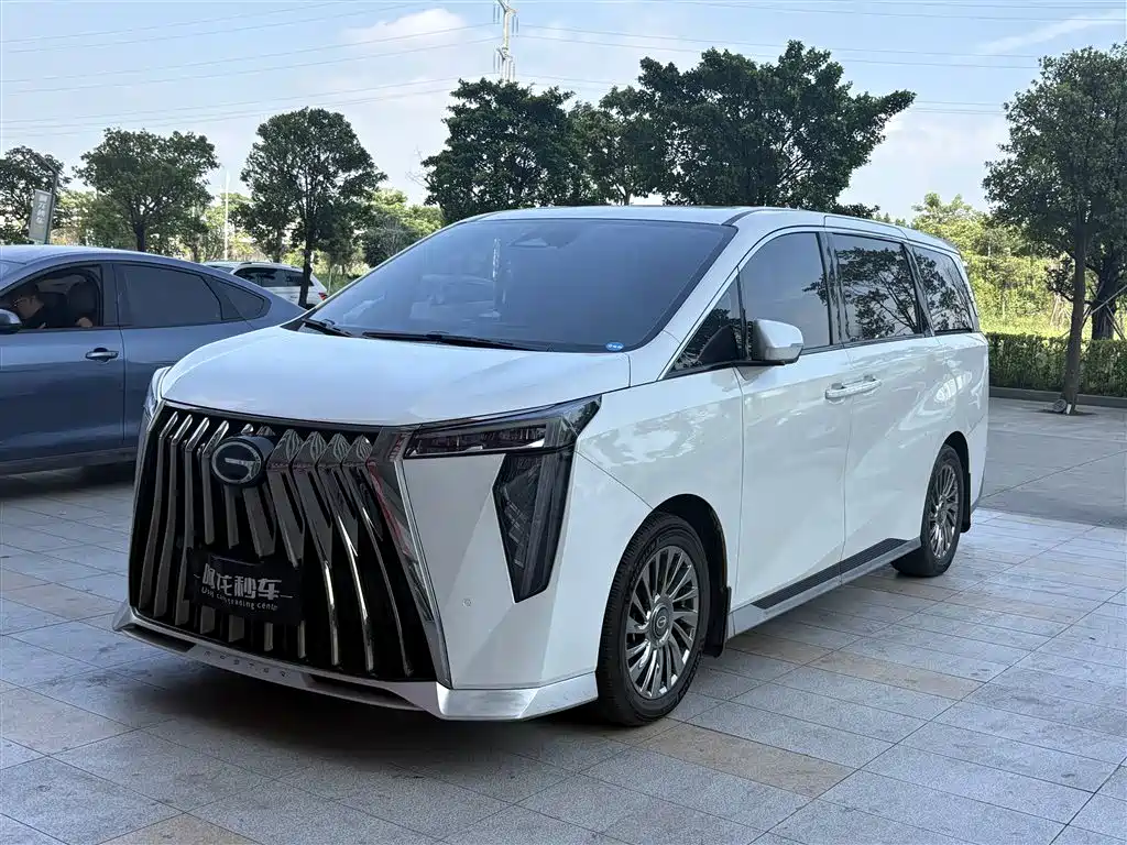 GAC Motor Trumpchi M8