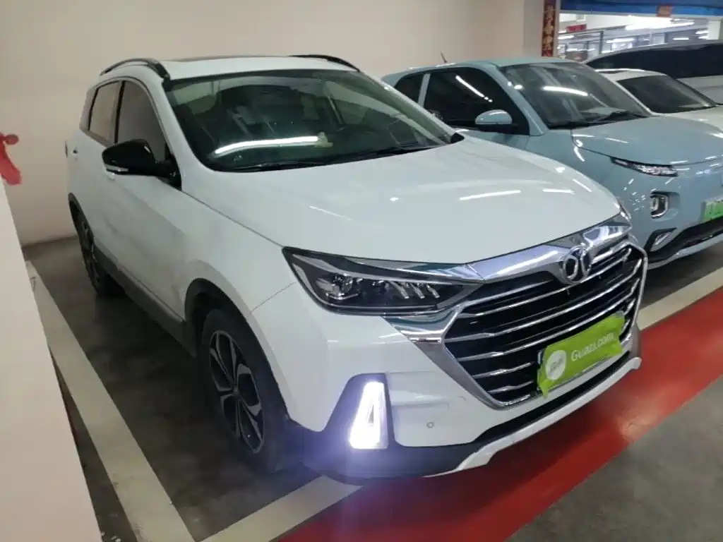 BAIC Zhixing — миниатюра 4
