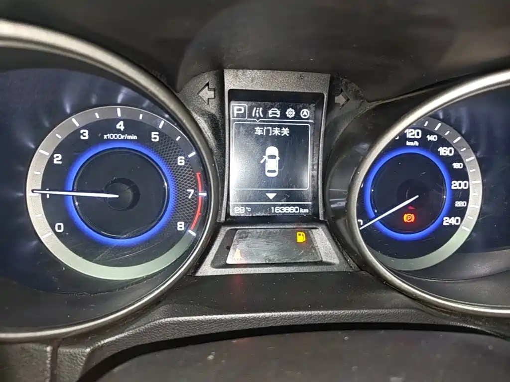 Changan CS35 — миниатюра 12
