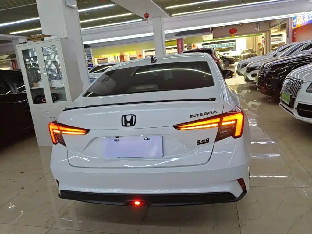 Honda Integra — миниатюра 6