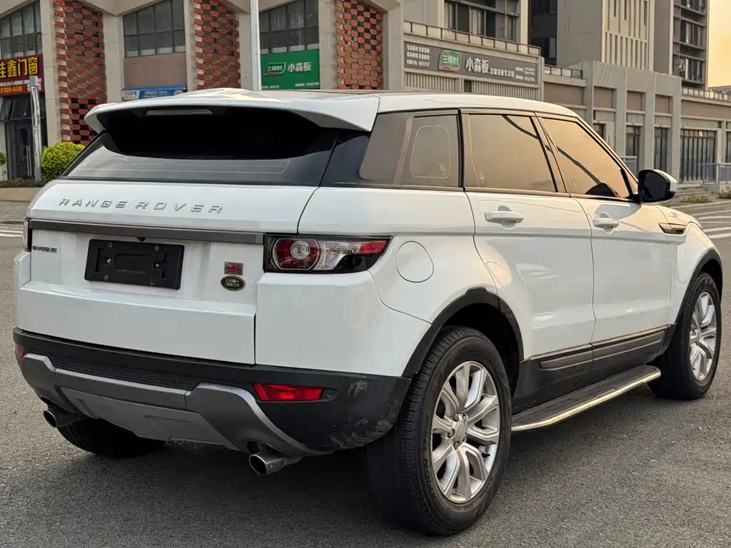 Land Rover Evoque — миниатюра 9