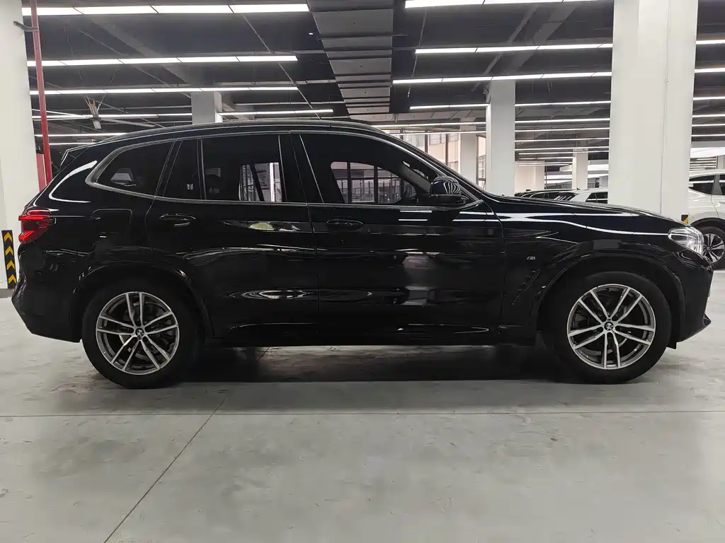 BMW X3 — миниатюра 4