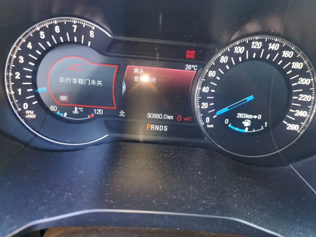 Ford Edge — миниатюра 8