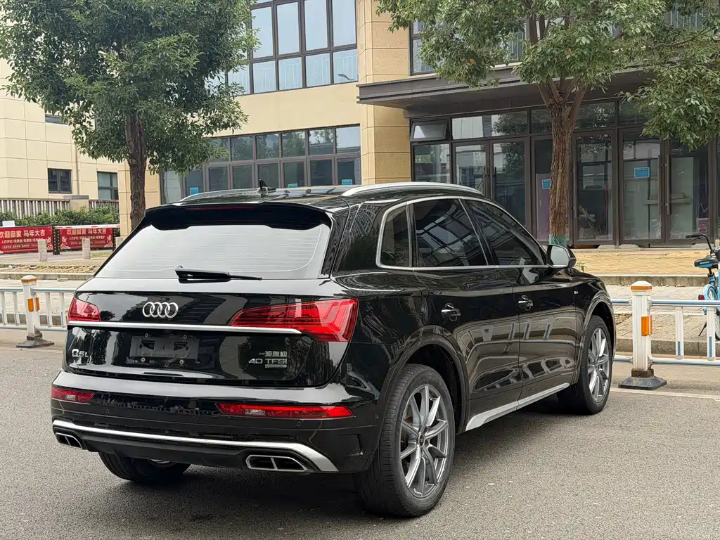 Audi Q5L — миниатюра 10