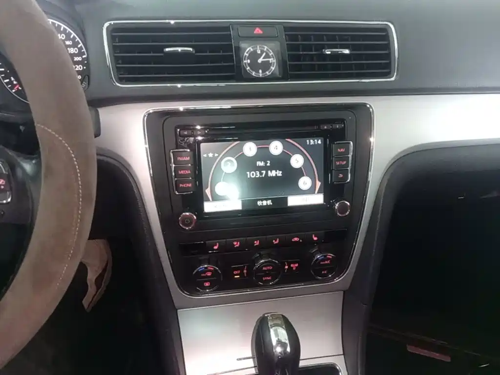 Volkswagen Passat — миниатюра 13