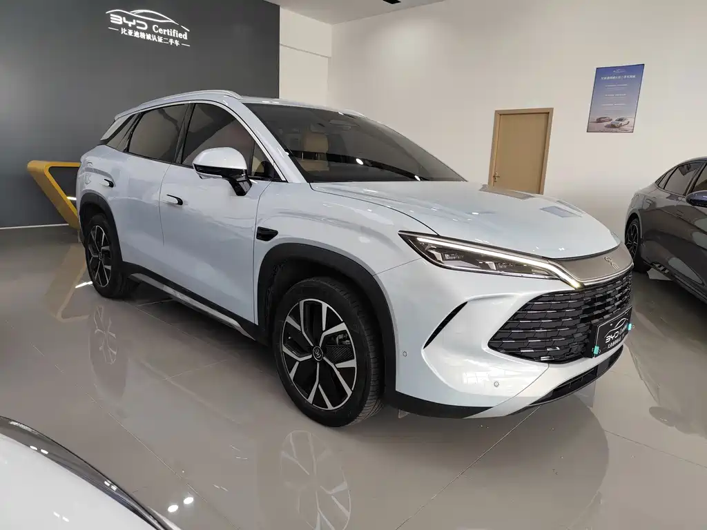 BYD L DM-i — миниатюра 3