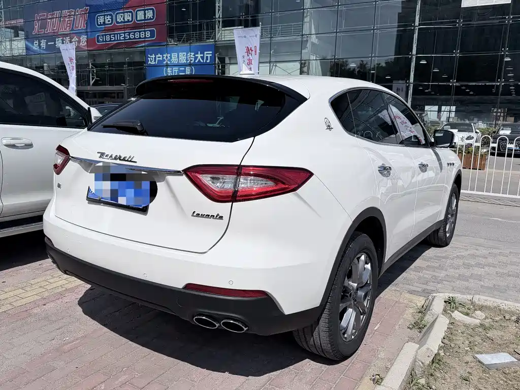 Maserati Levante — миниатюра 18