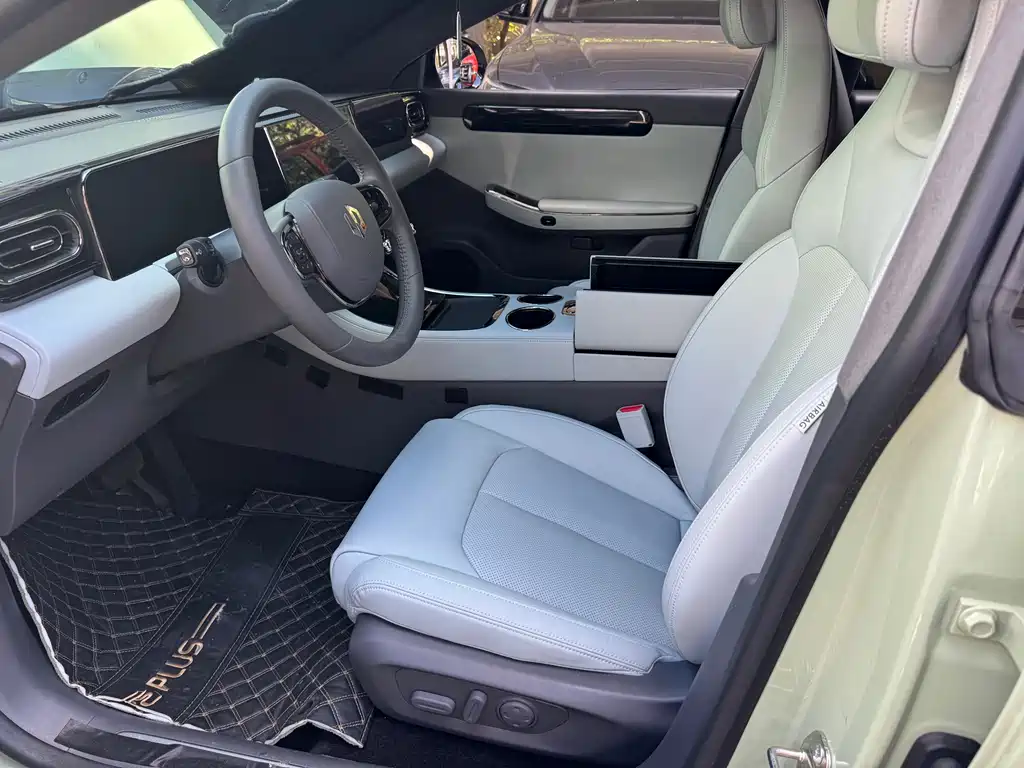 Leapmotor C01