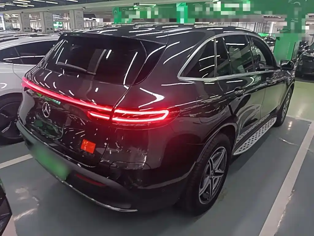 Mercedes-Benz EQC — миниатюра 7