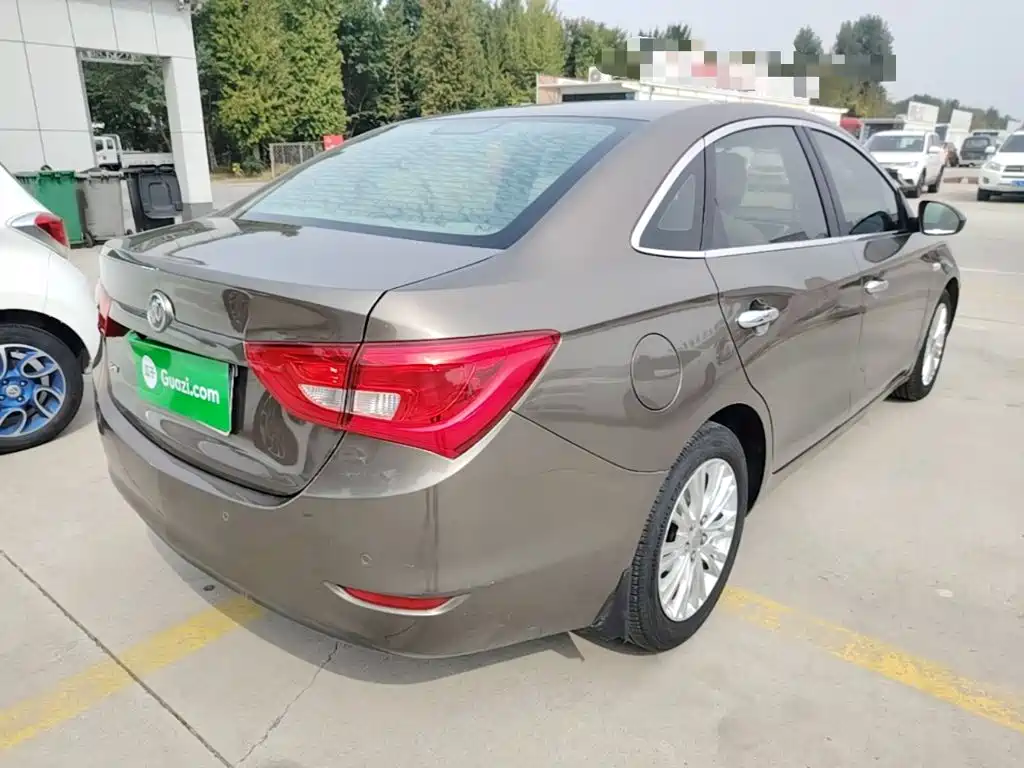 Buick Excelle — миниатюра 7