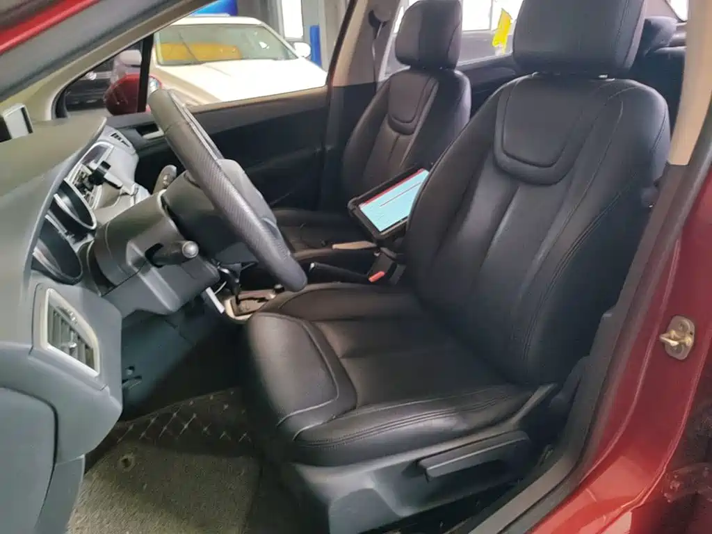 Peugeot 308 — миниатюра 15