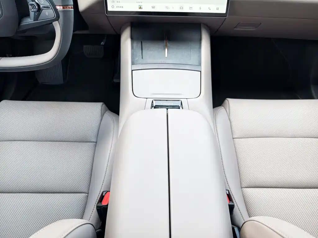 Lynk & Co Z10 — миниатюра 8