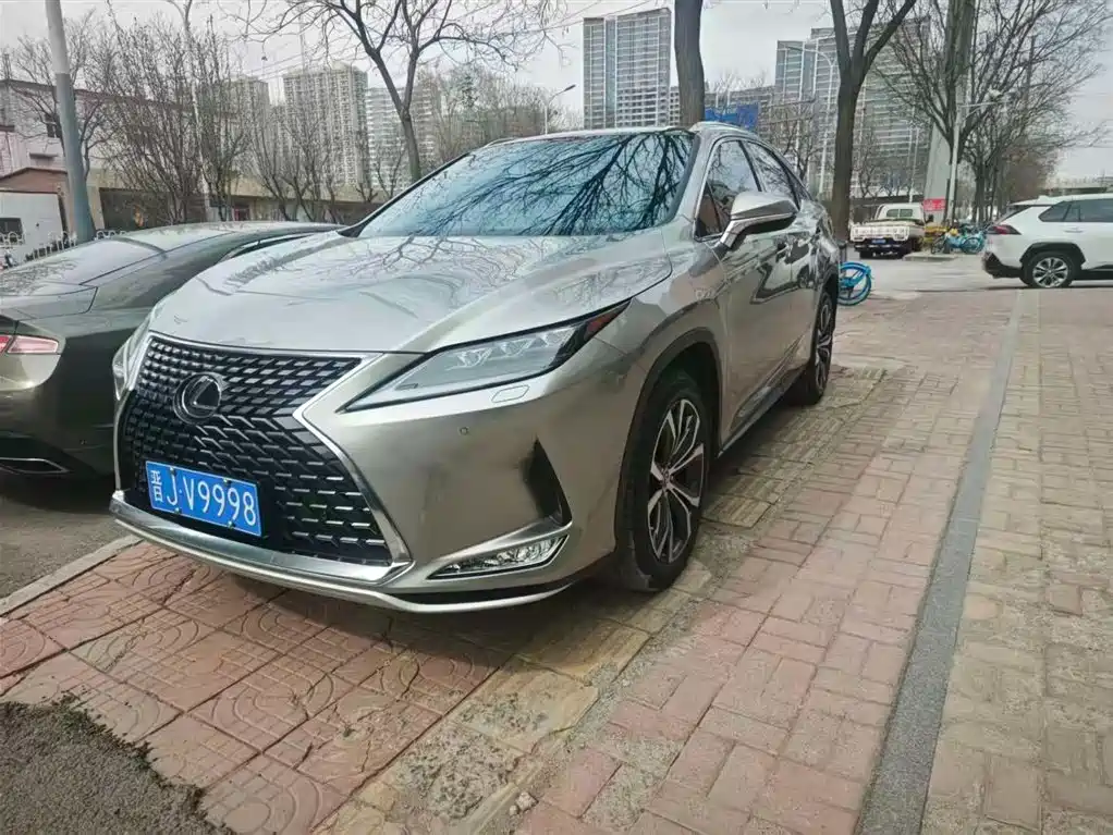 Lexus RX 2020