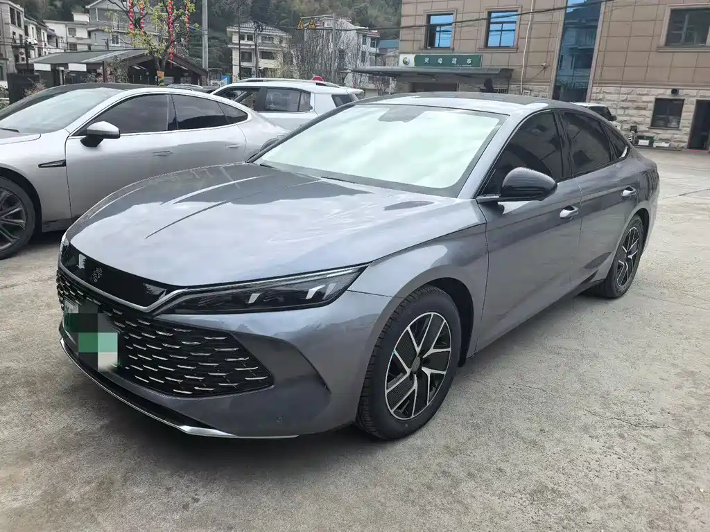 Byd Qin L 2024