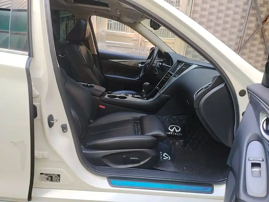 Infiniti Q50L — миниатюра 25