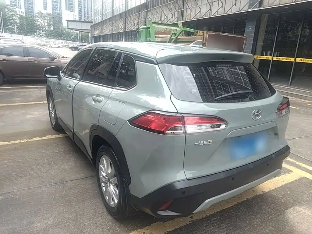 Toyota Corolla Cross — миниатюра 5