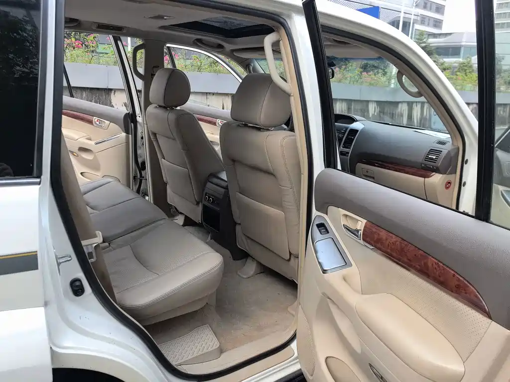 Toyota Prado (Import) — миниатюра 9