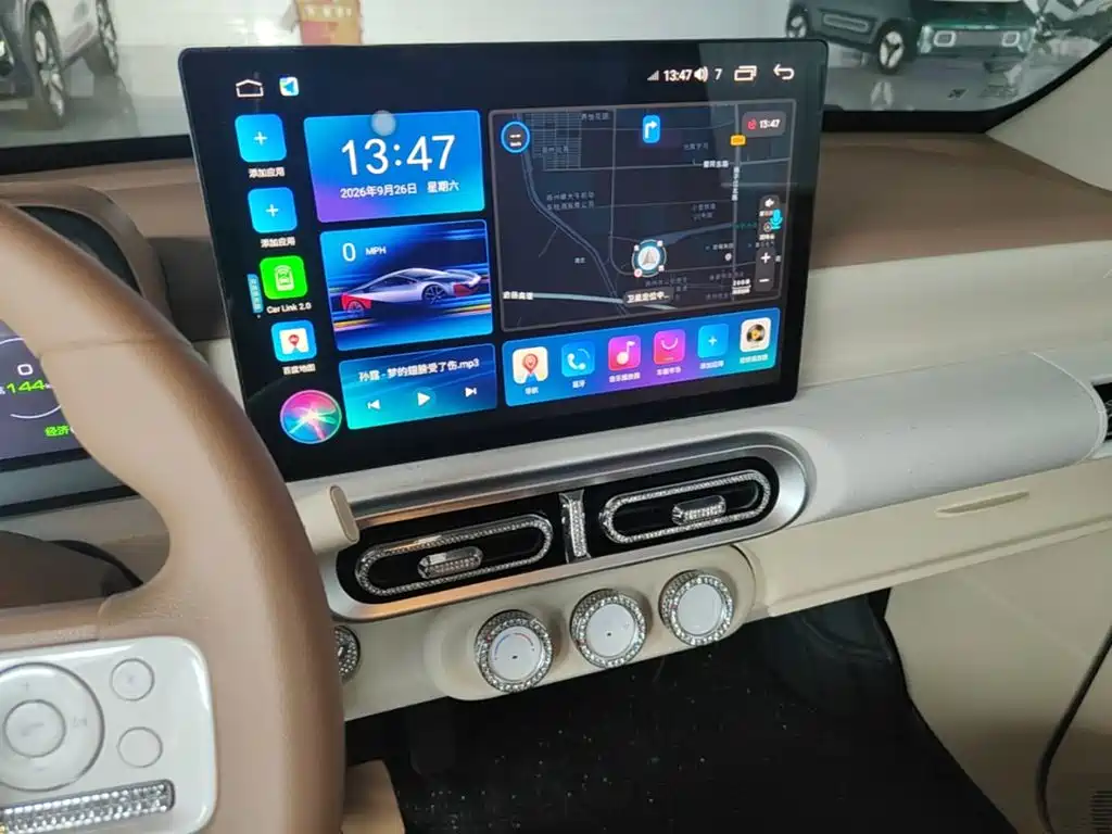 Wuling MINIEV — миниатюра 13
