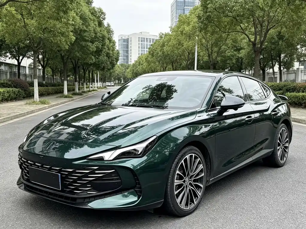 MG MG7
