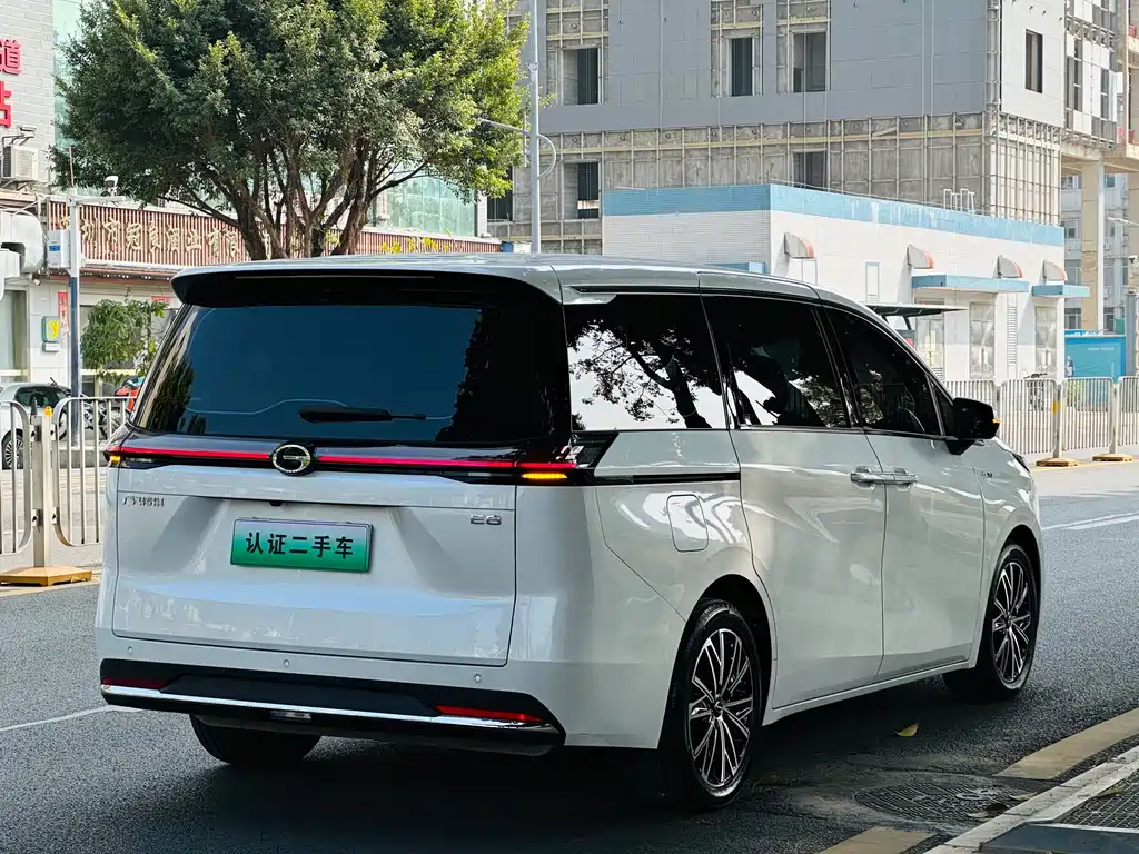 GAC TRUMPCHI E8 NEW ENERGY